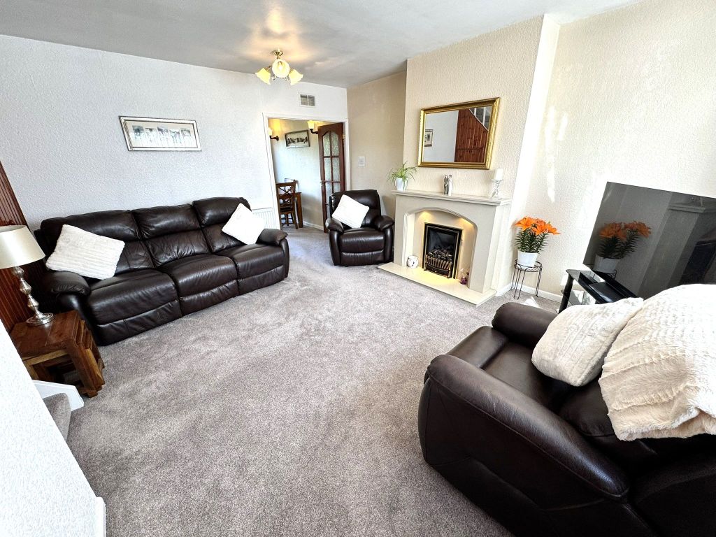 Property photo 3 of 25