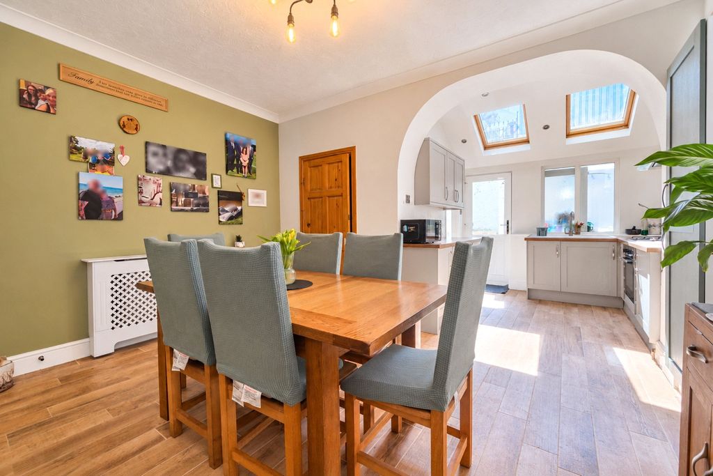 Property photo 3 of 12 Picture No. 07