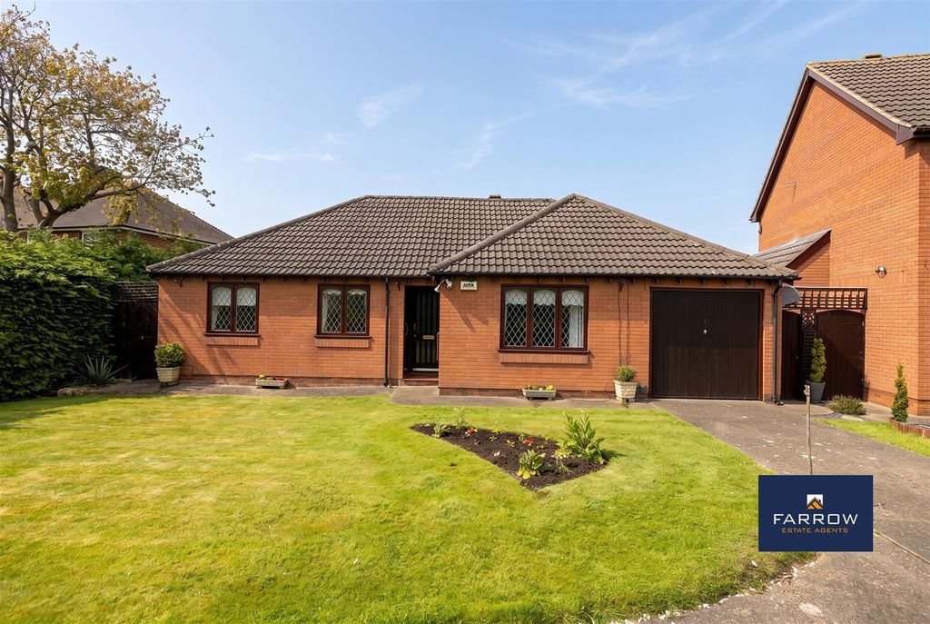 Property photo 1 of 30 Front