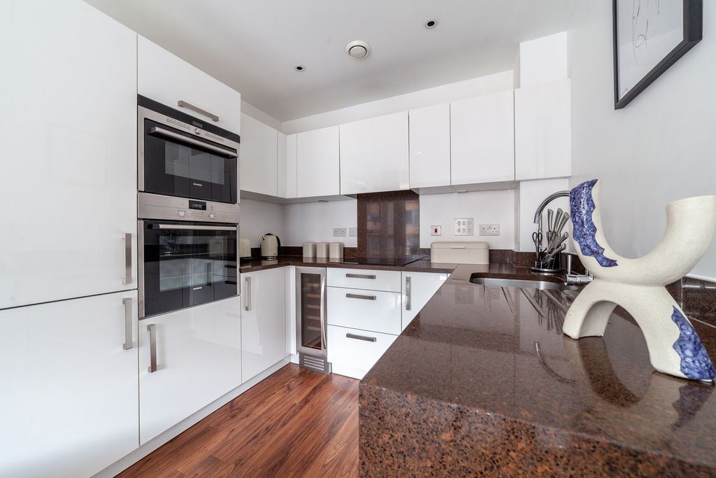 Property photo 2 of 15 Kitchen