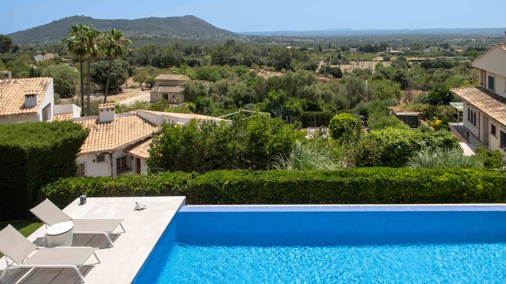 Property photo 2 of 25 02.Jpg