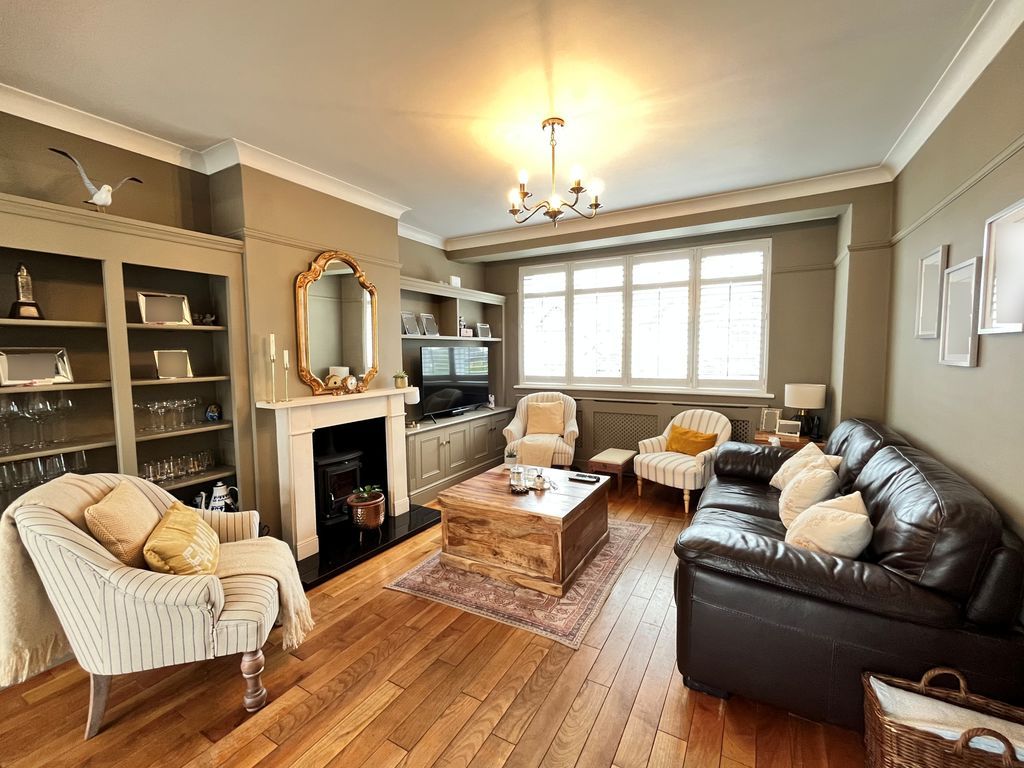 Property photo 2 of 22 Photo 6