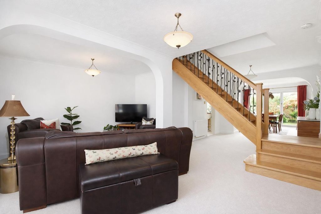 Property photo 2 of 18 9E58c093-0E19-47Ca-97Ea-2535961Fdf55.Png