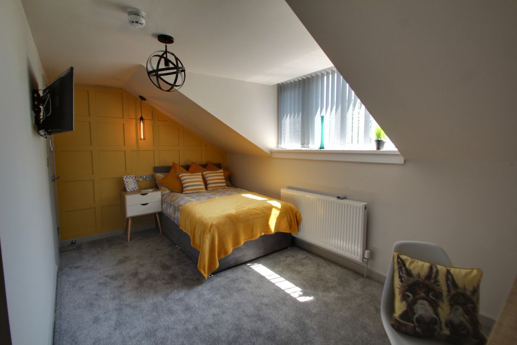 Property photo 3 of 31