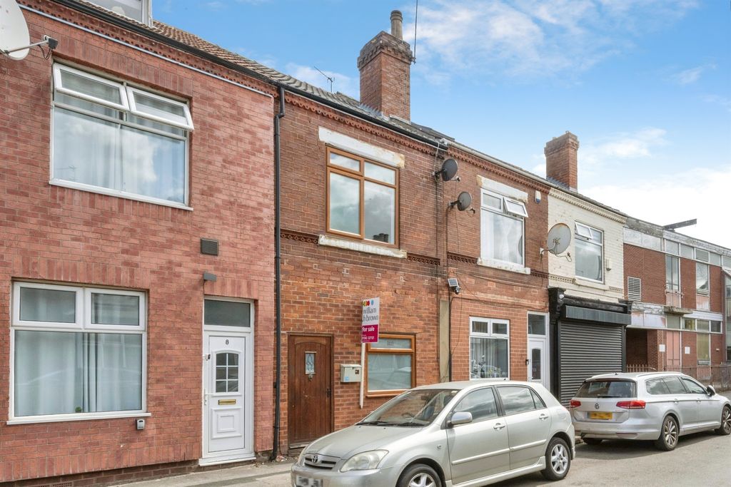 Property photo 1 of 11