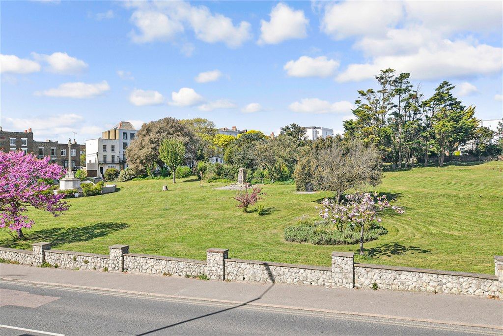 Property photo 1 of 10 Views To Front