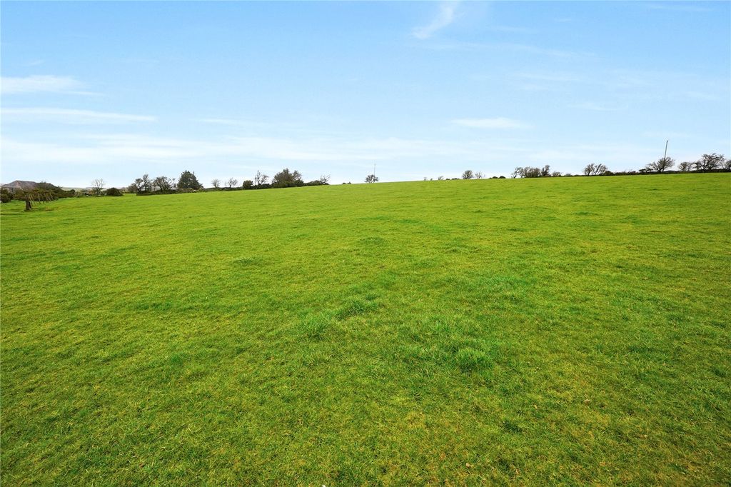 Property photo 2 of 7 Picture No. 07