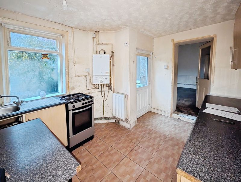 Property photo 3 of 16 Photo 11