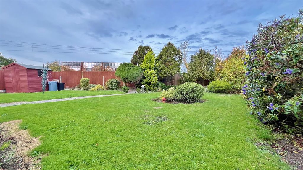 Property photo 2 of 19 Outside - Rear