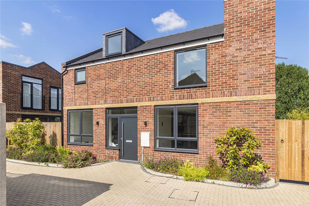 Property photo 1 of 20 Picture No. 57