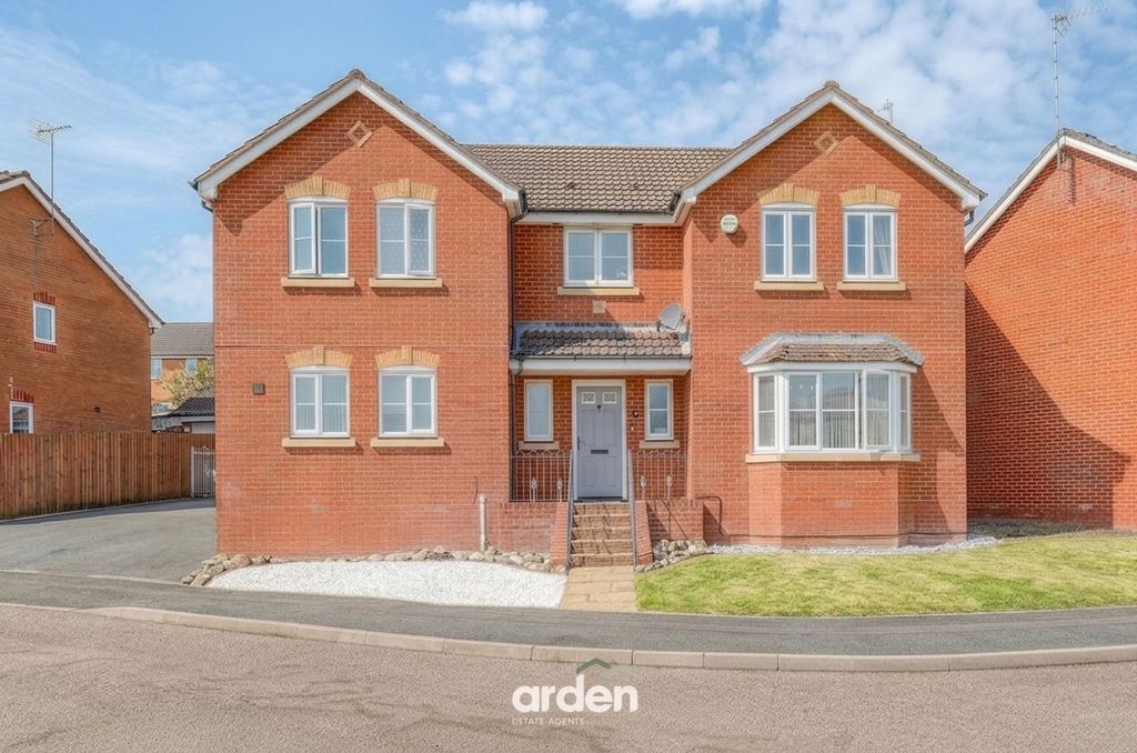 Property photo 1 of 19