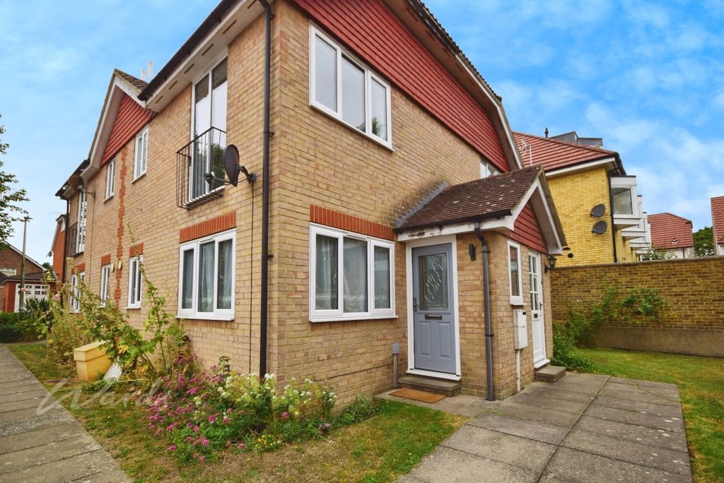 Property photo 1 of 7 Wilson Front