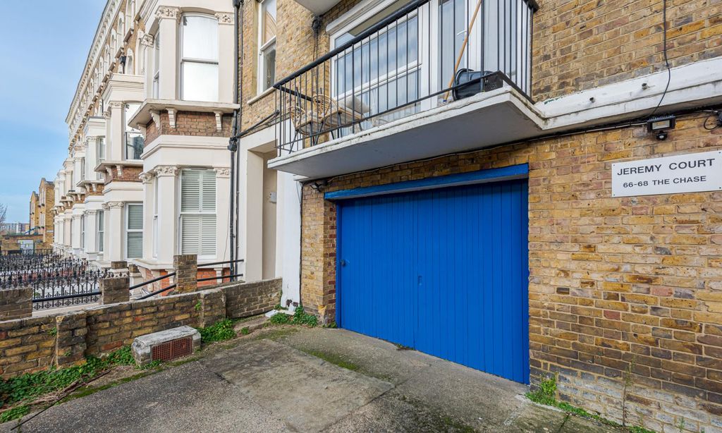 Property photo 3 of 5