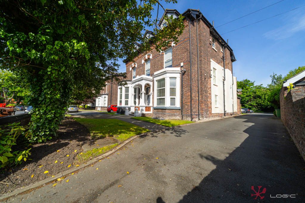 Property photo 1 of 25