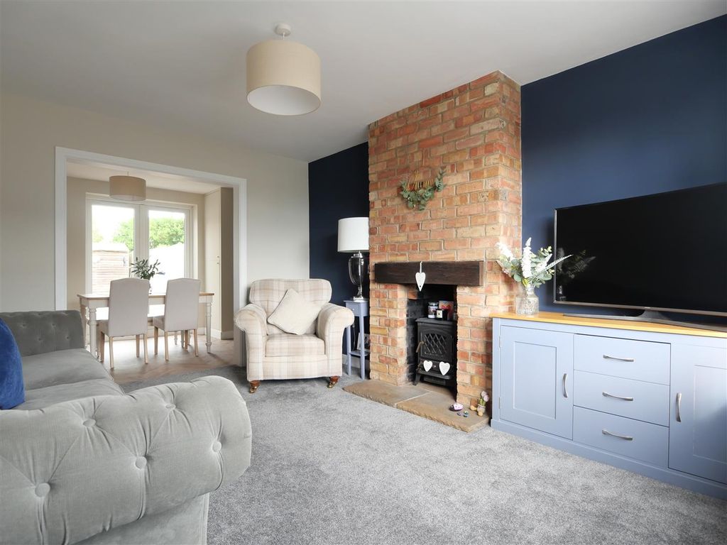 Property photo 3 of 11 l1.Png