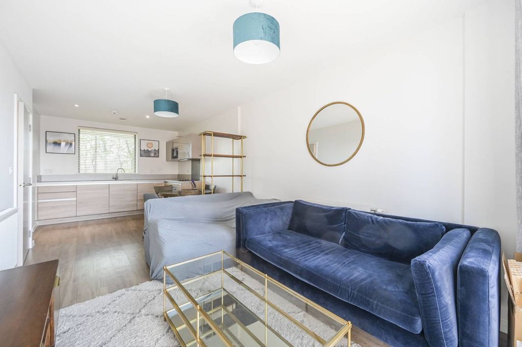 Property photo 3 of 10