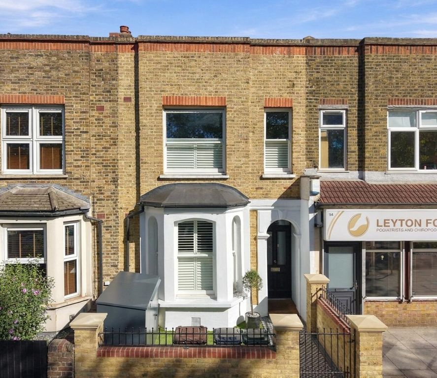 Property photo 1 of 24