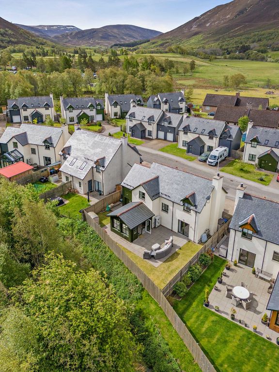 4 bed detached house for saleCanmore Road, Braemar, Ballater, Aberdeenshire AB35
