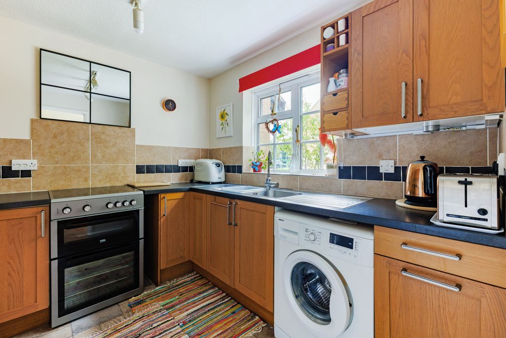 Property photo 3 of 14