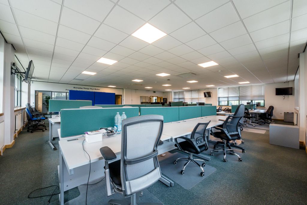 Property photo 2 of 6