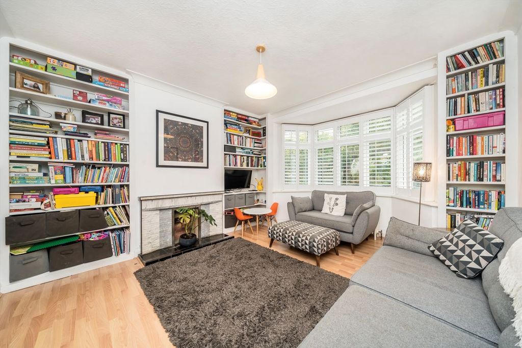 Property photo 2 of 13