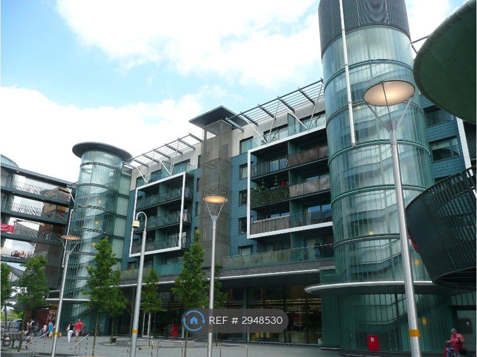 Property photo 1 of 8 Modern Builing