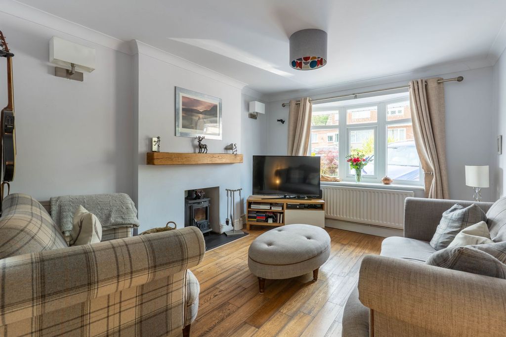 Property photo 2 of 26