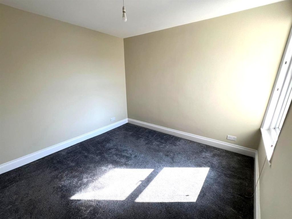 Property photo 2 of 7 Original-83B31Fad-2699-4E3A-98F8-23Cf84E3579B.Jpeg