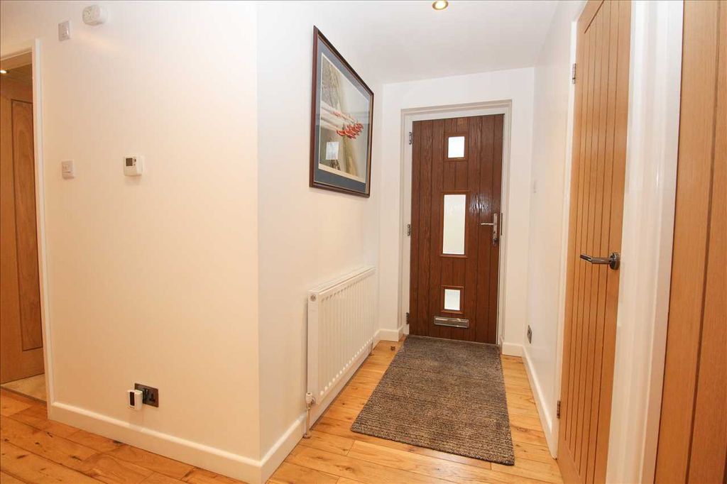 Property photo 2 of 13 Hall