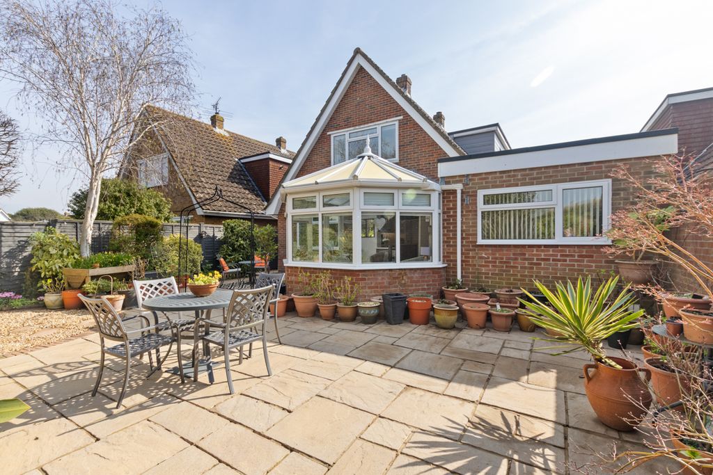 Property photo 2 of 15