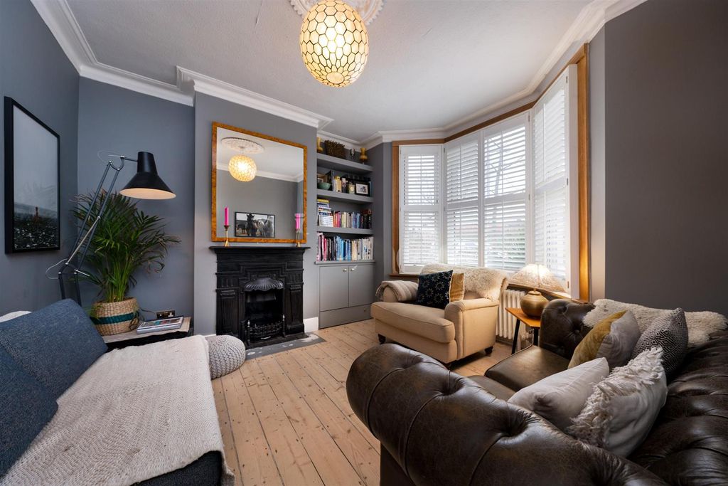 Property photo 3 of 26 1758010447680-760-115 Cavendish Road_27.Jpeg