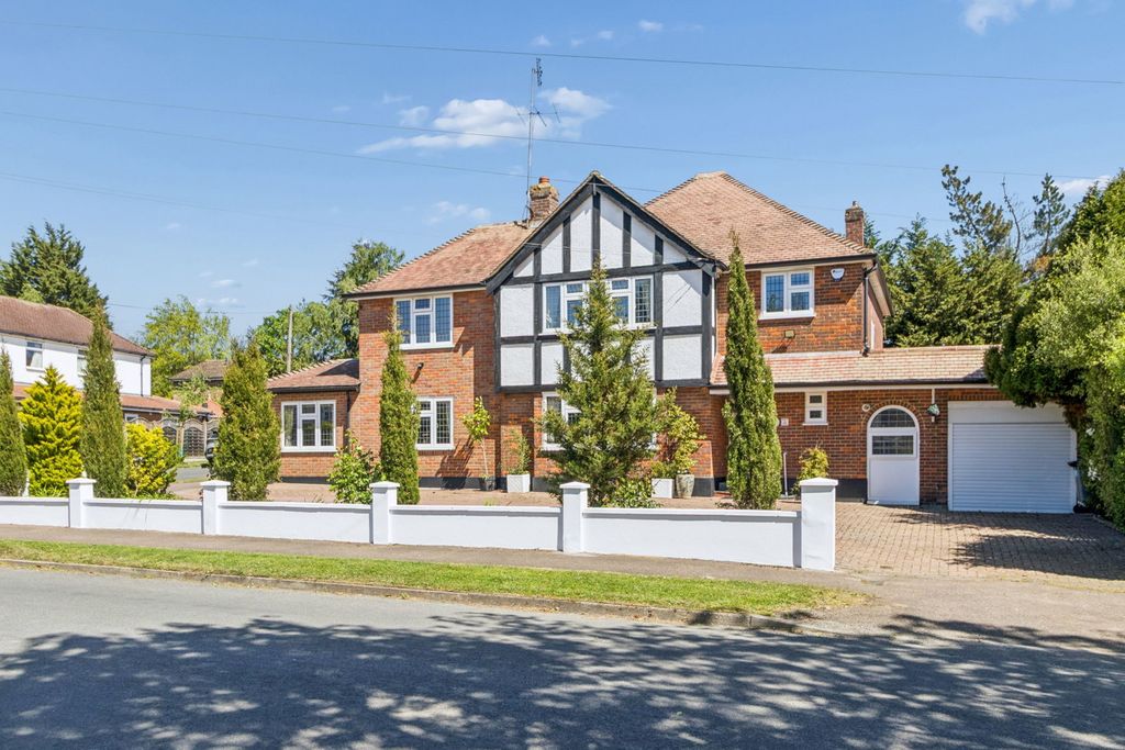 Property photo 1 of 23