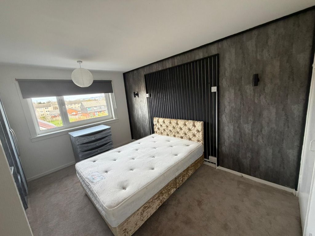 Property photo 3 of 7 Photo 3