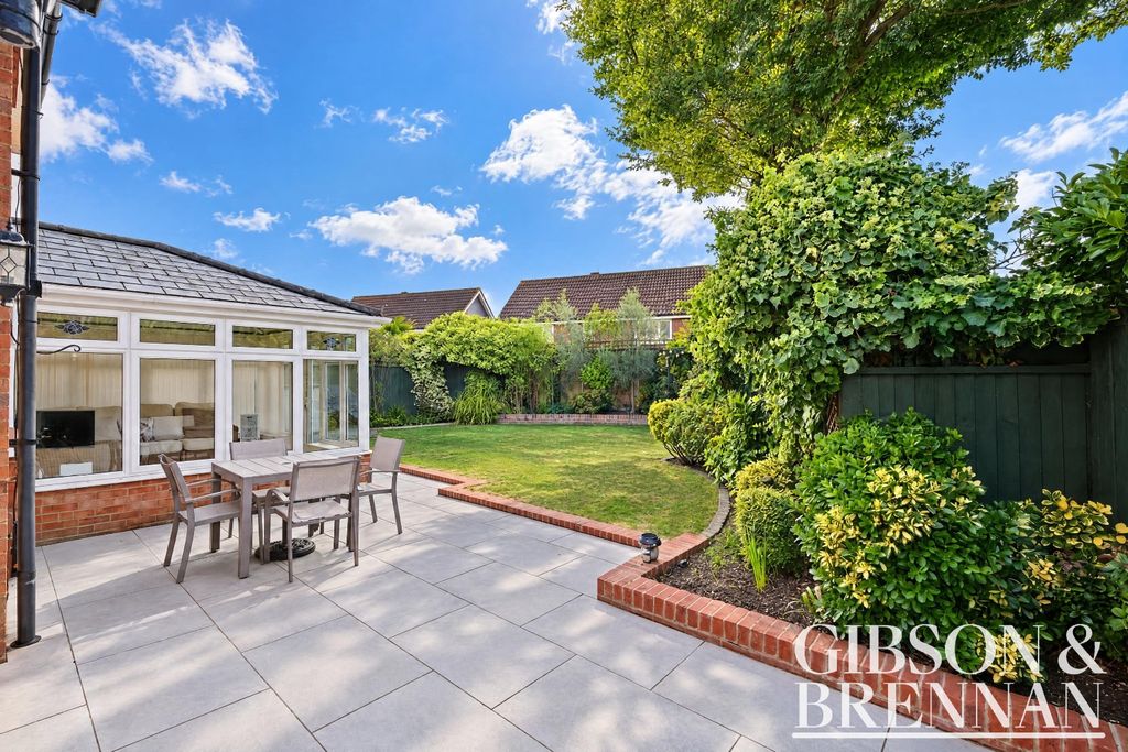 Property photo 3 of 43 5690684