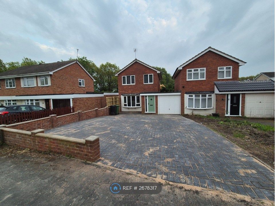 Property photo 2 of 20