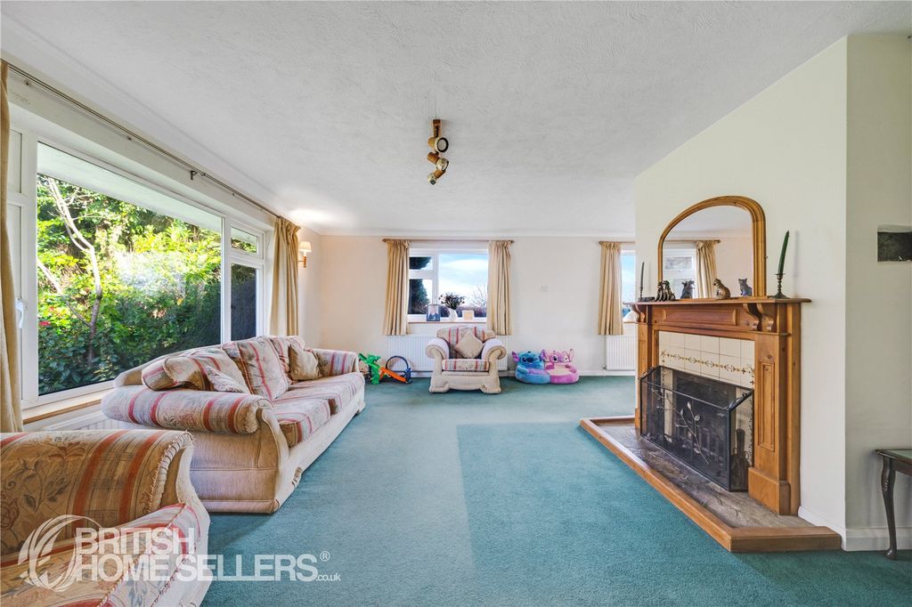 Property photo 2 of 14 Picture No. 04