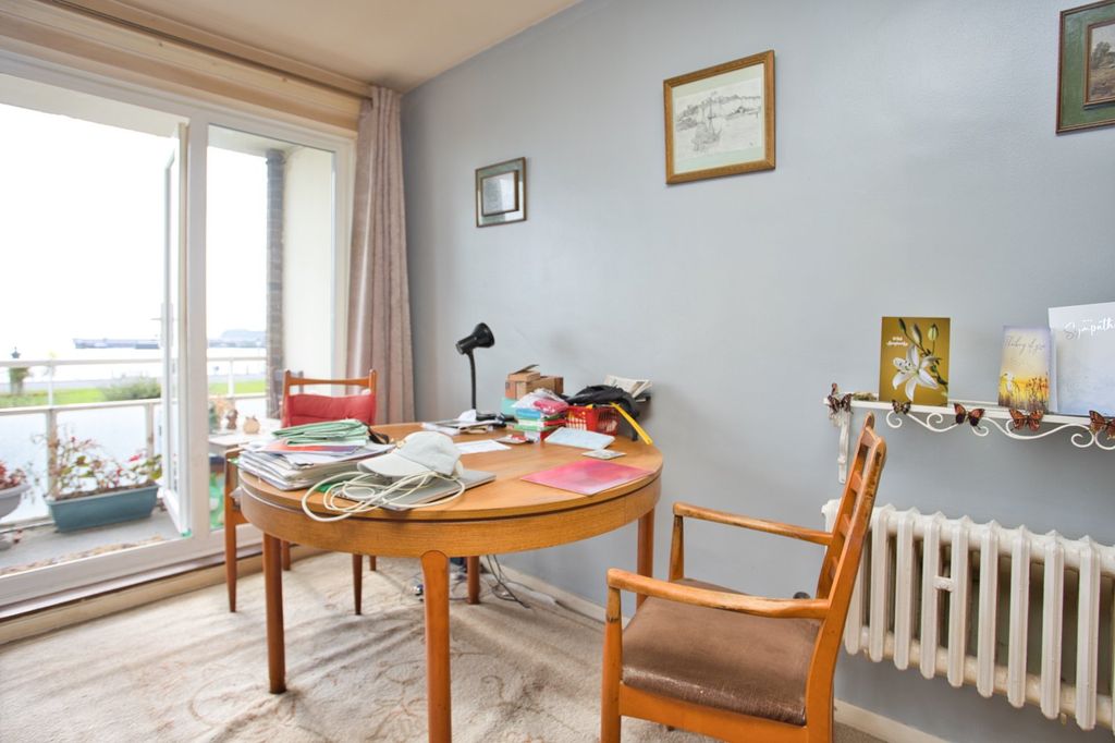 Property photo 3 of 7 Picture 3