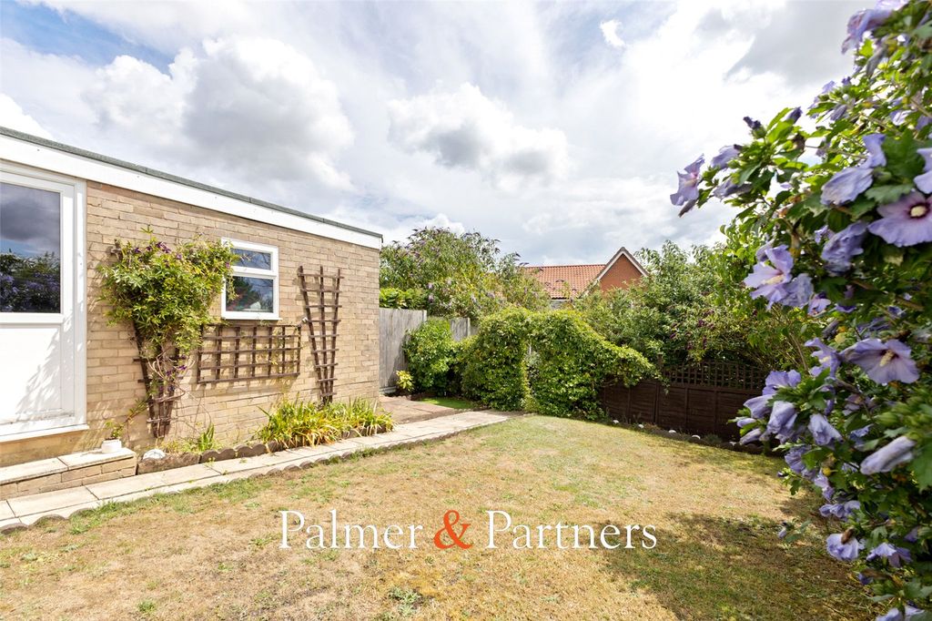 Property photo 3 of 24 Picture No. 14