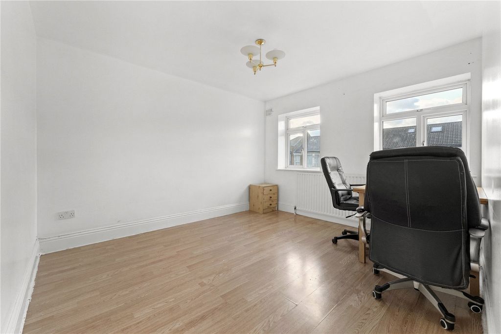 Property photo 2 of 12 Picture No. 05