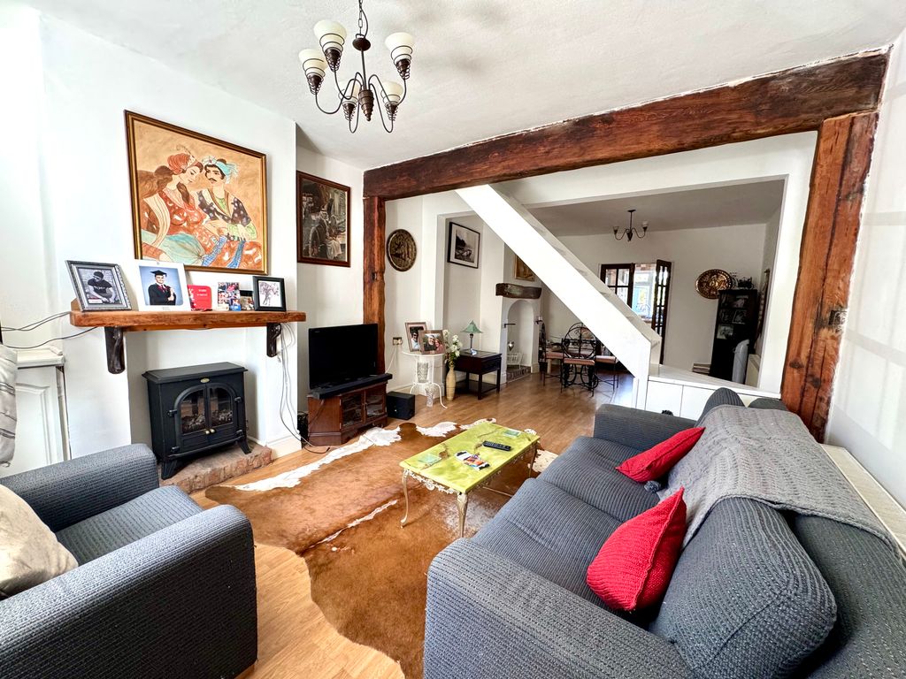Property photo 2 of 13