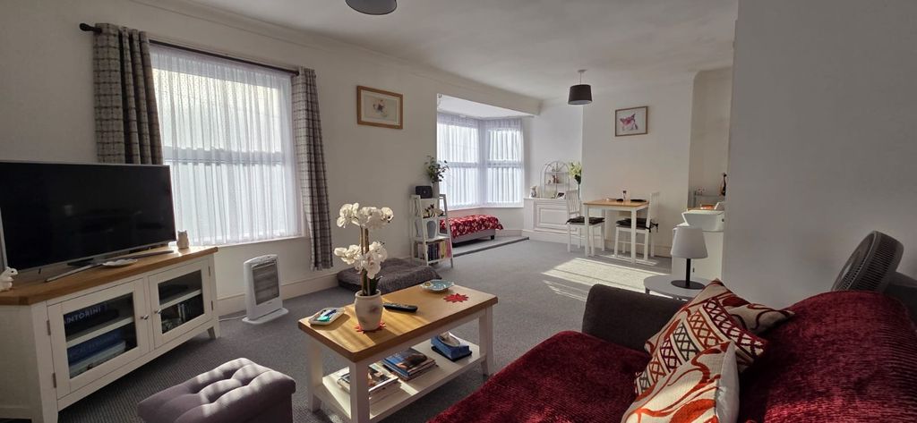 Property photo 2 of 9 Living Room