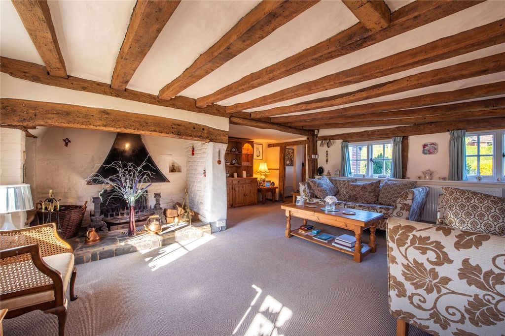 Property photo 2 of 16 Picture No. 14