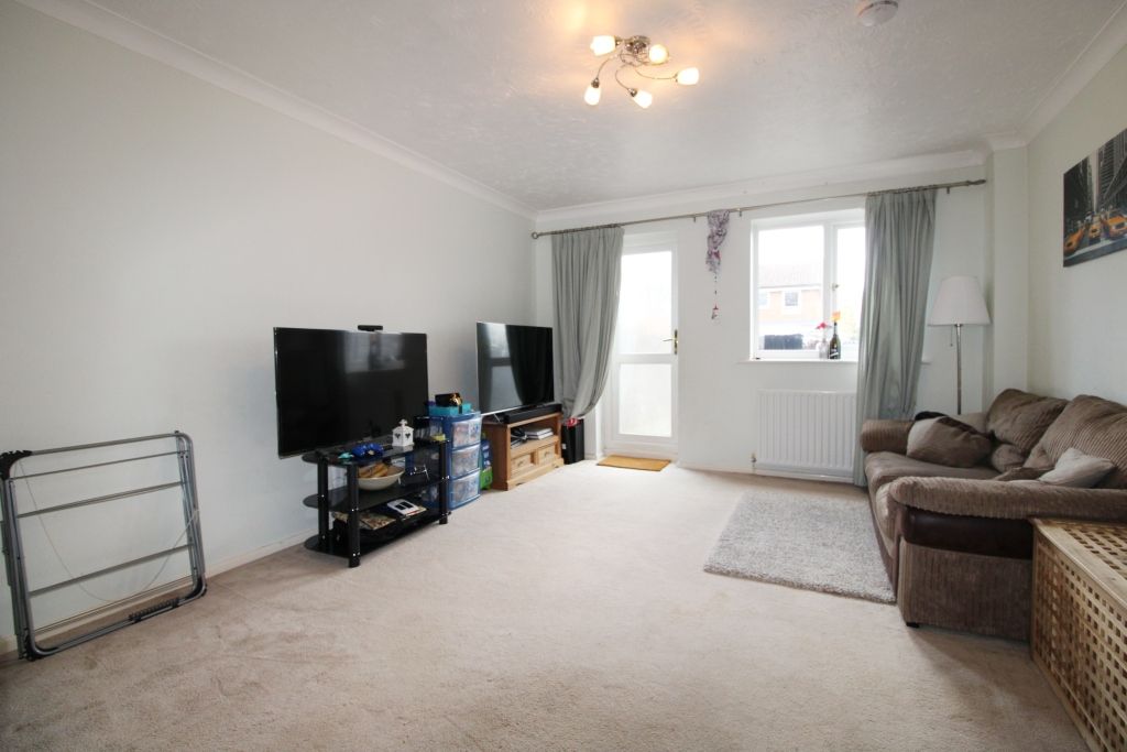 Property photo 2 of 7