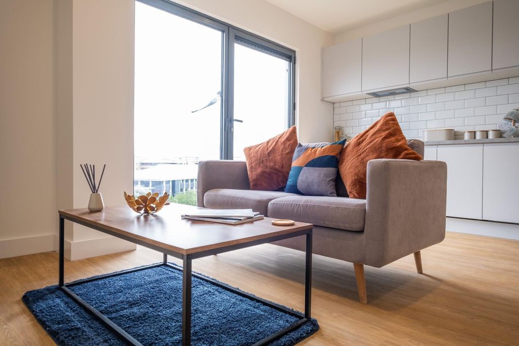 Property photo 2 of 3