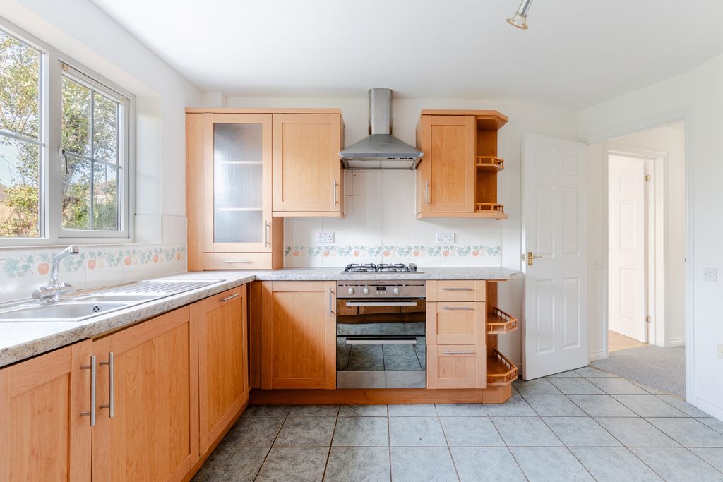 Property photo 3 of 19 A7407603-Hdr-15