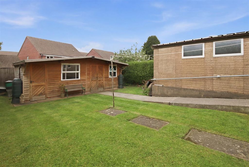 Property photo 3 of 15 Rear Garden 1