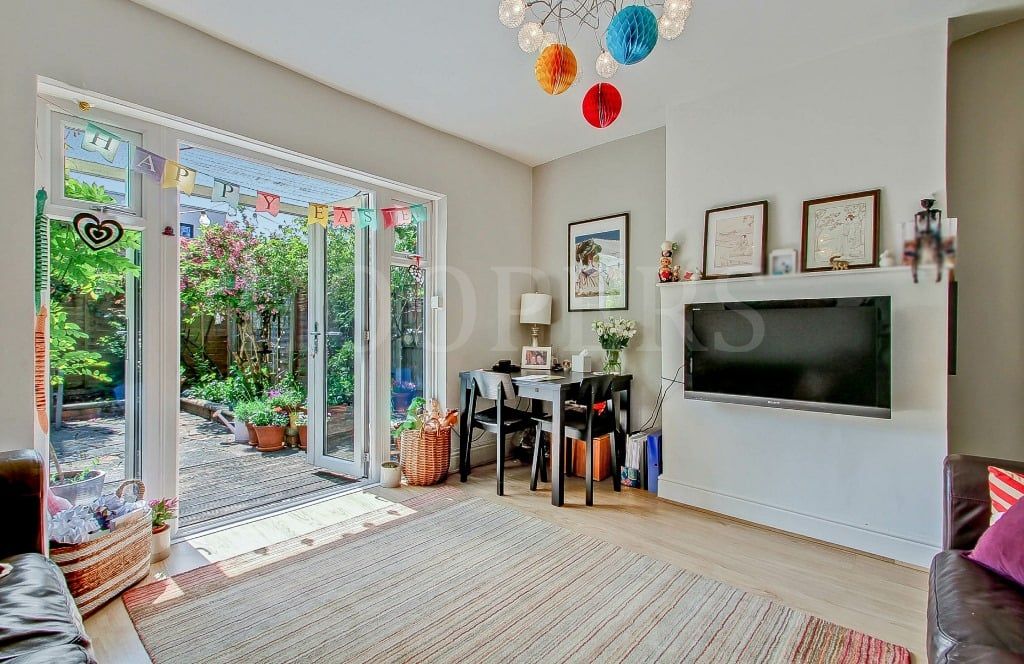 Property photo 3 of 11