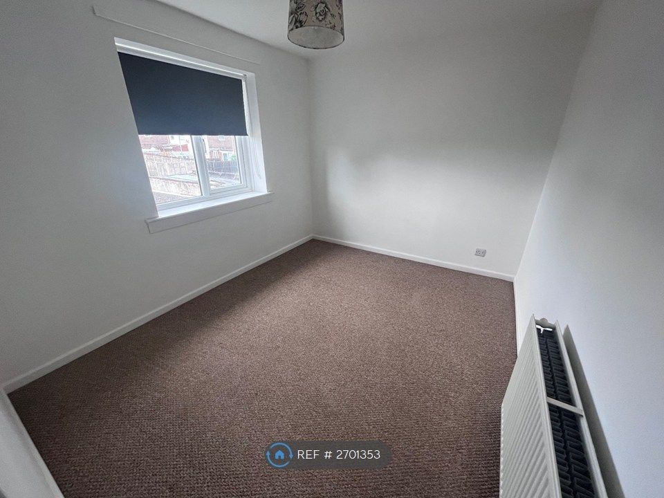 Property photo 3 of 11 2nd Bedroom