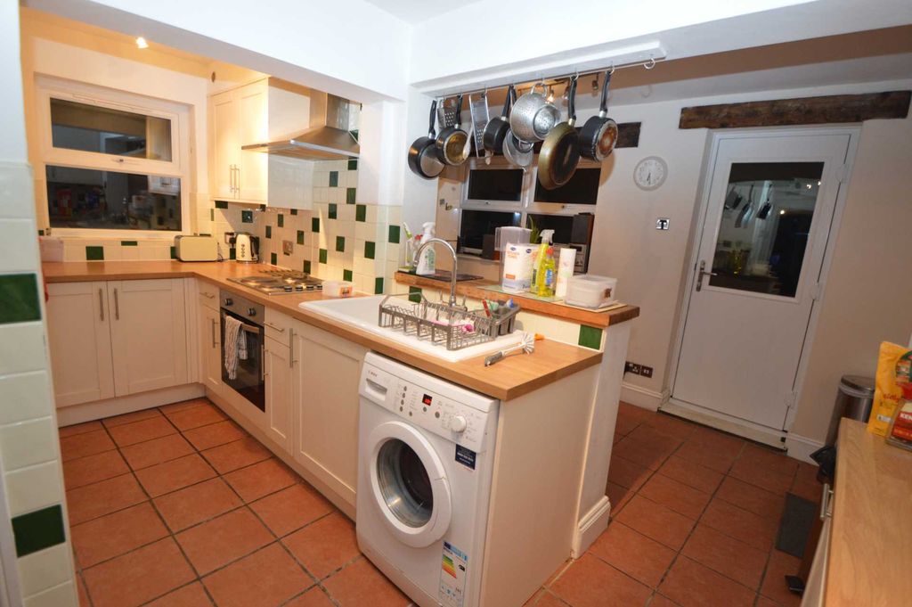 Property photo 3 of 7