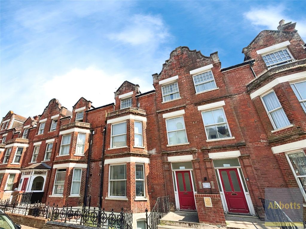 Property photo 1 of 7 Picture No. 12